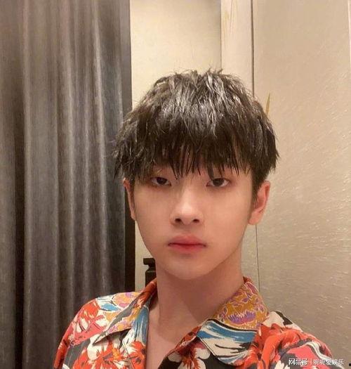 娱乐圈爆料周震南恋情,娱乐圈新恋情引发热议  第3张